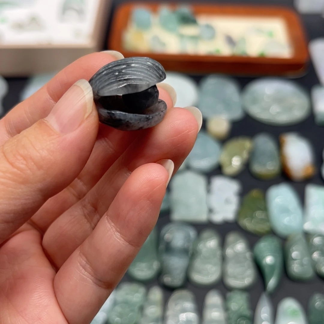 翡翠未镶嵌颈饰贝贝有福