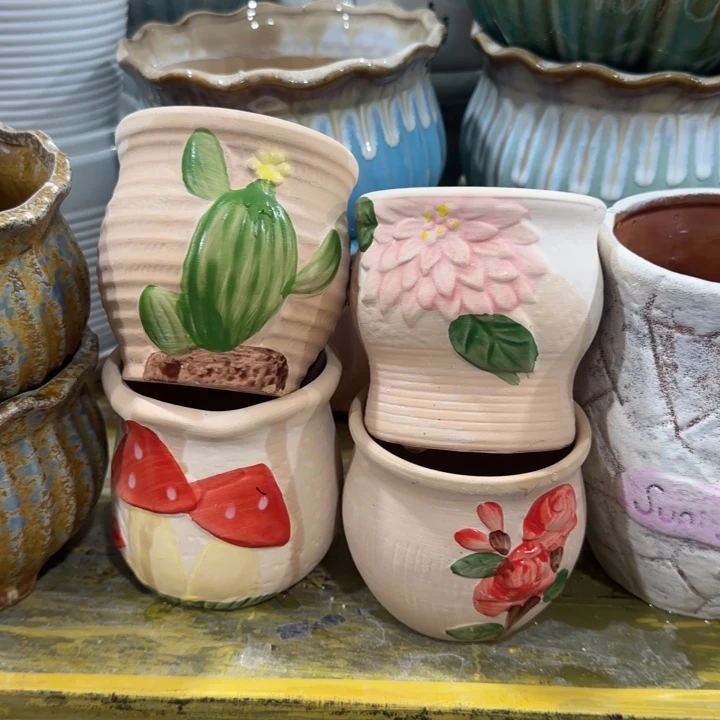 凑9块包邮，有孔，陶瓷花盆