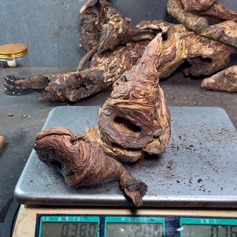 【闪购商品】黄花梨/降香黄檀刘*