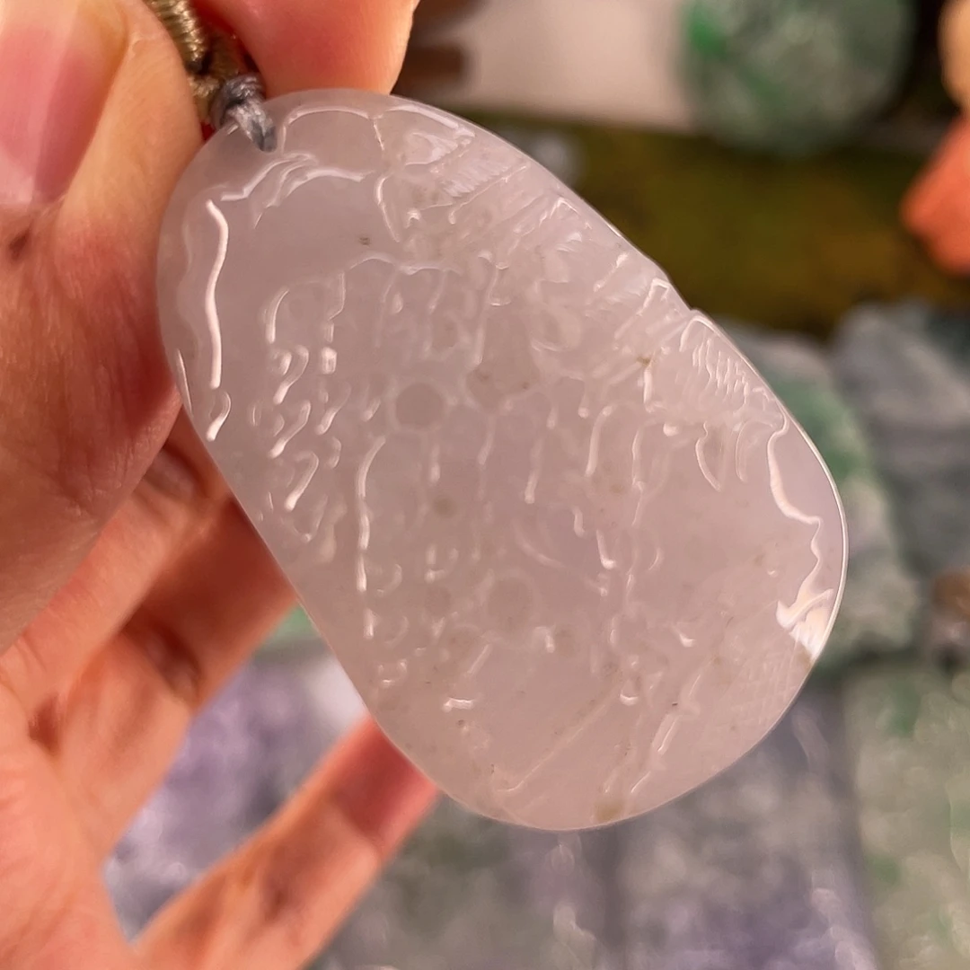 颈饰未镶嵌翡翠山水牌