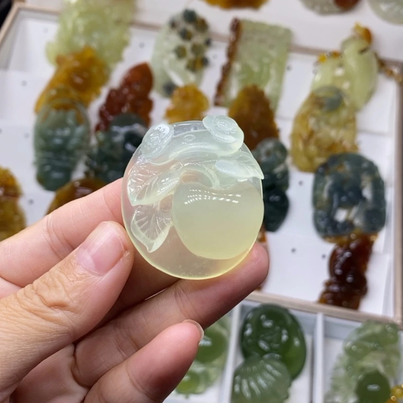 【闪购商品】未镶嵌蛇纹石玉颈饰