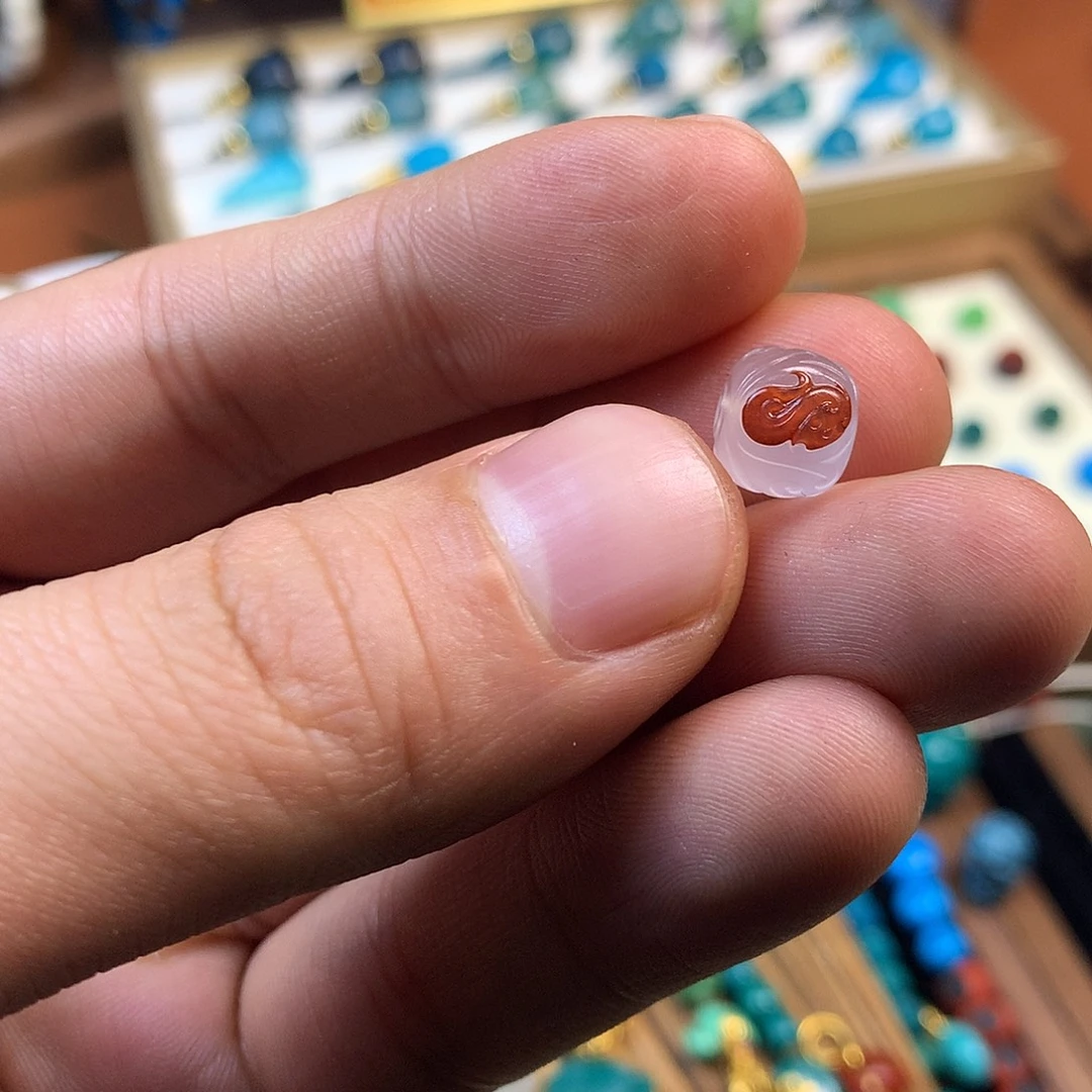 南红玛瑙未镶嵌珠宝奇石