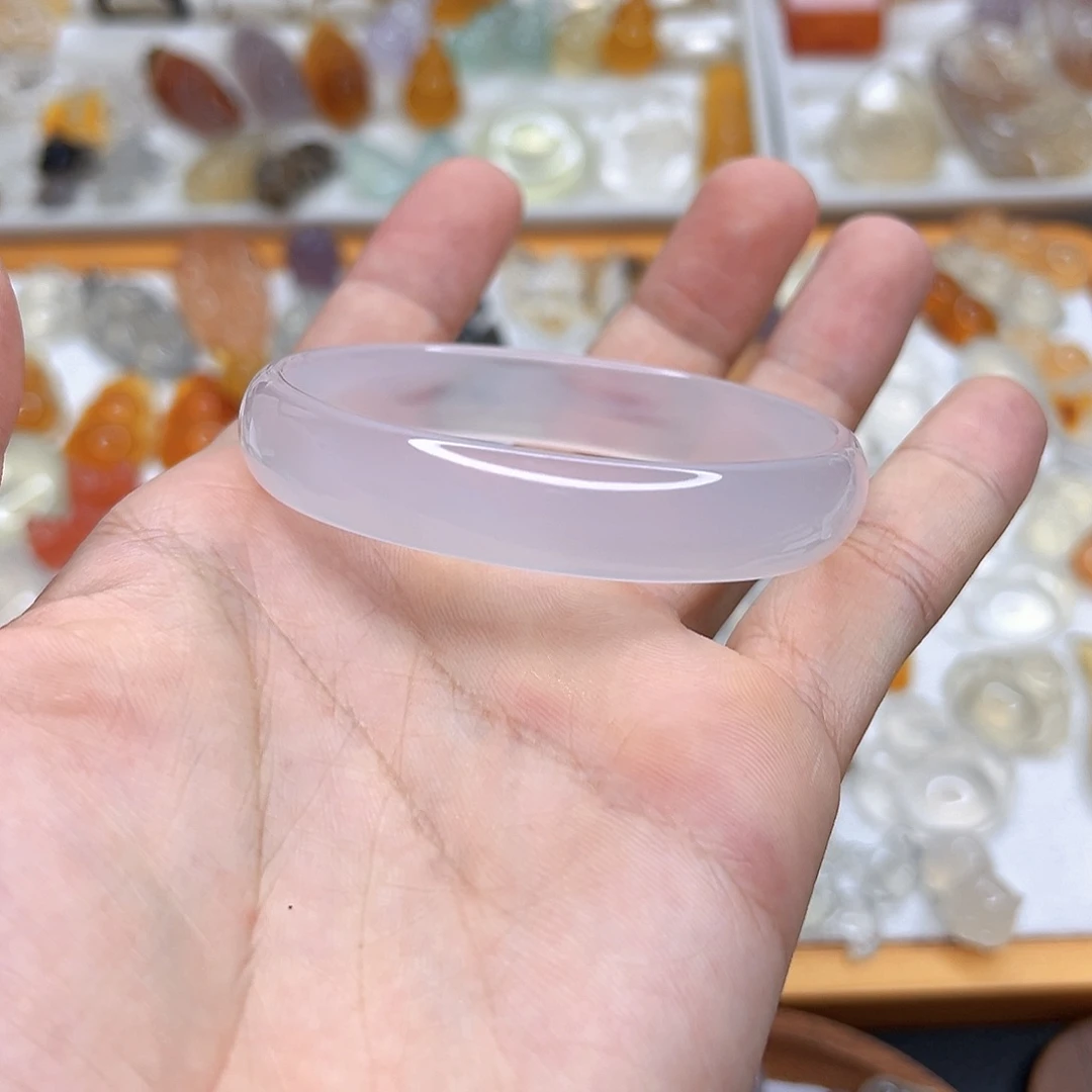 未镶嵌颈饰玛瑙/玉髓