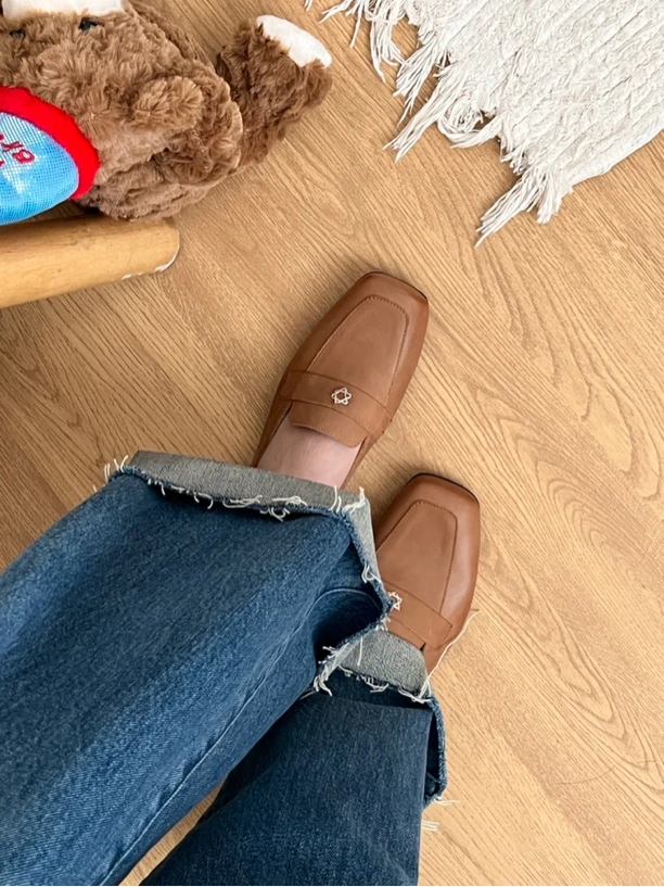 HLH/歌莉头层牛皮英伦风乐福鞋（8637）