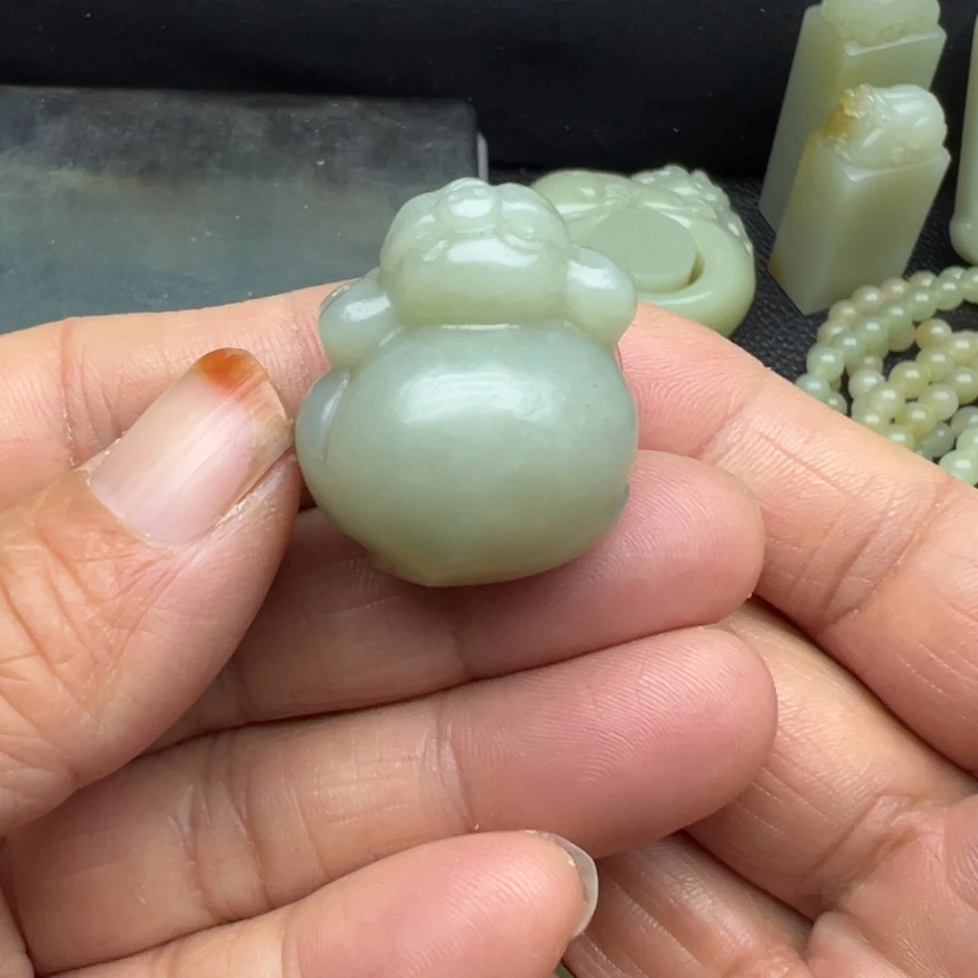 和田玉（糖玉）未镶嵌吊坠(不含链)