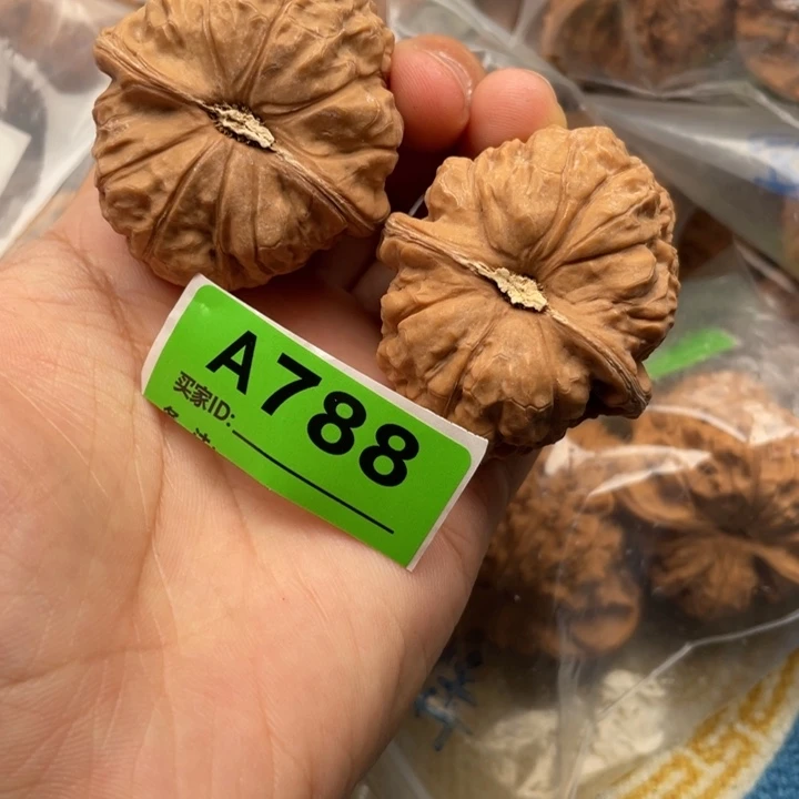 文玩核桃把件核桃