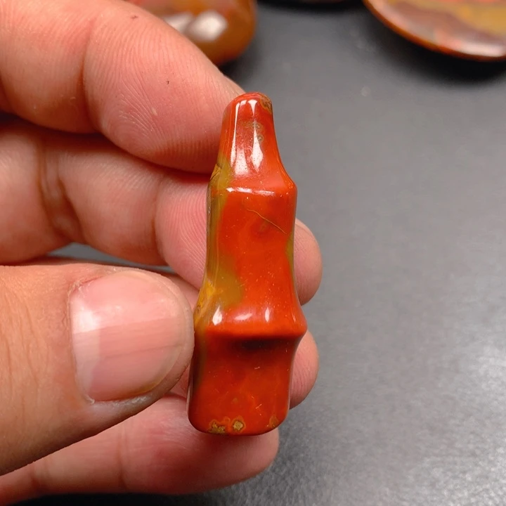 玛瑙/玉髓颈饰未镶嵌葫**子