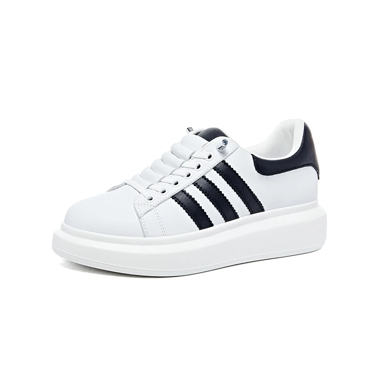 经典百搭厚底小白鞋