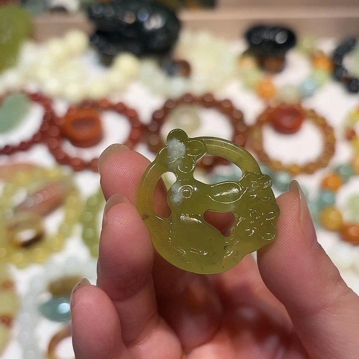 蛇纹石玉未镶嵌手串
