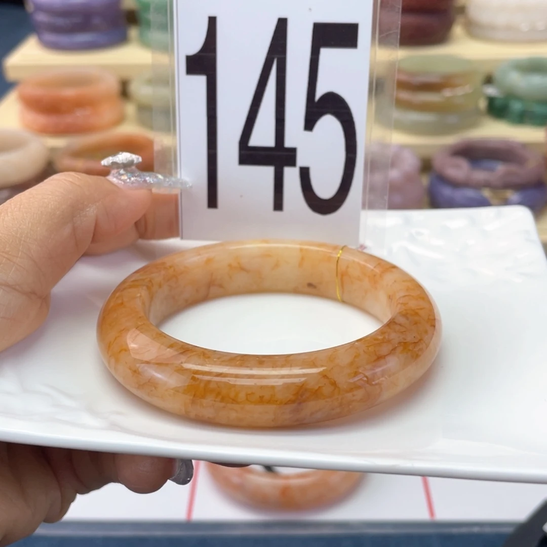 石英质玉未镶嵌手镯