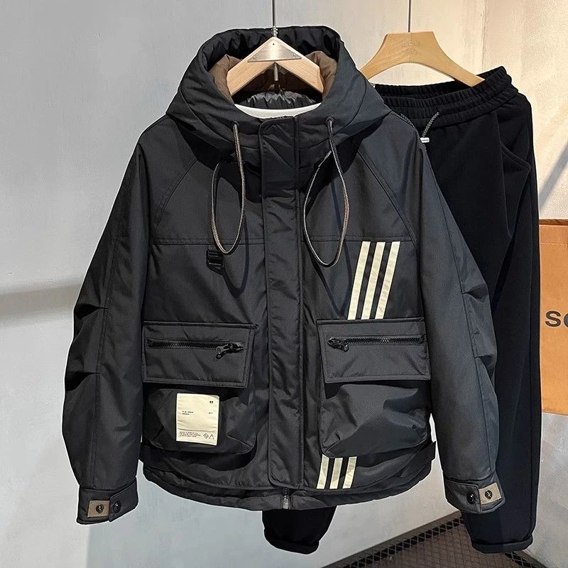 韩版三条杠外套商务户外连帽防风冲锋衣潮流宽松帅气夹克痞帅上装