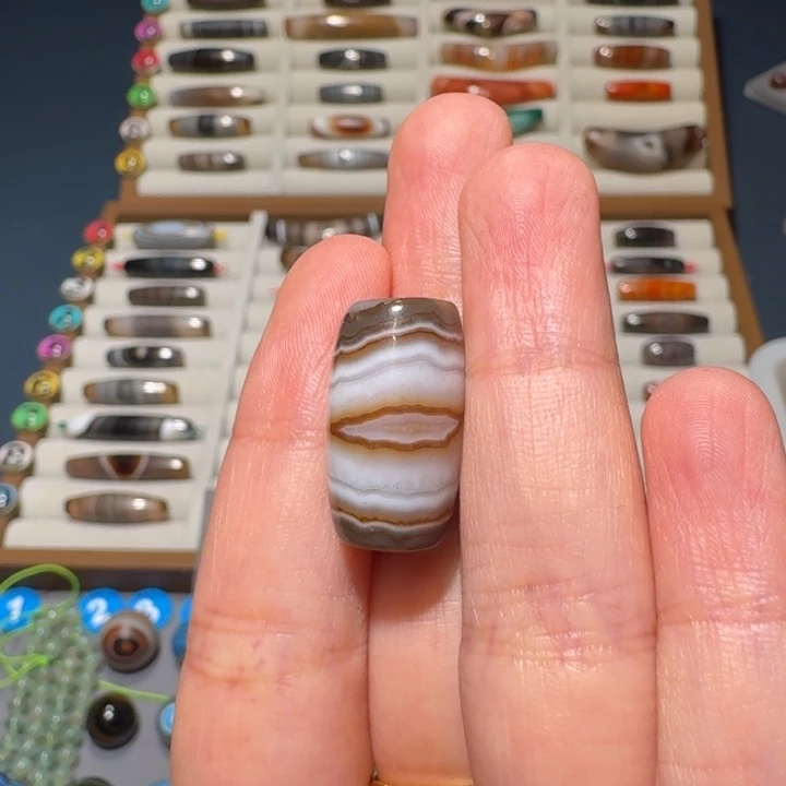 玛瑙/玉髓未镶嵌珠宝半成品