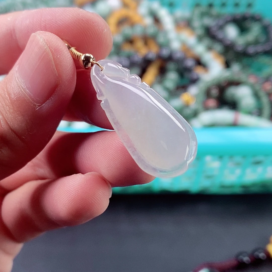 翡翠未镶嵌毛衣链