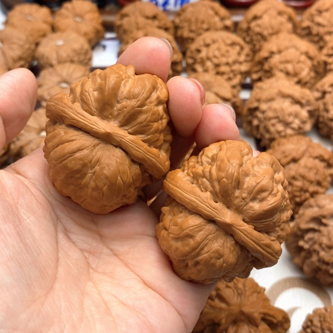 【闪购商品】文玩核桃把件边45肚48尺蛤蟆头