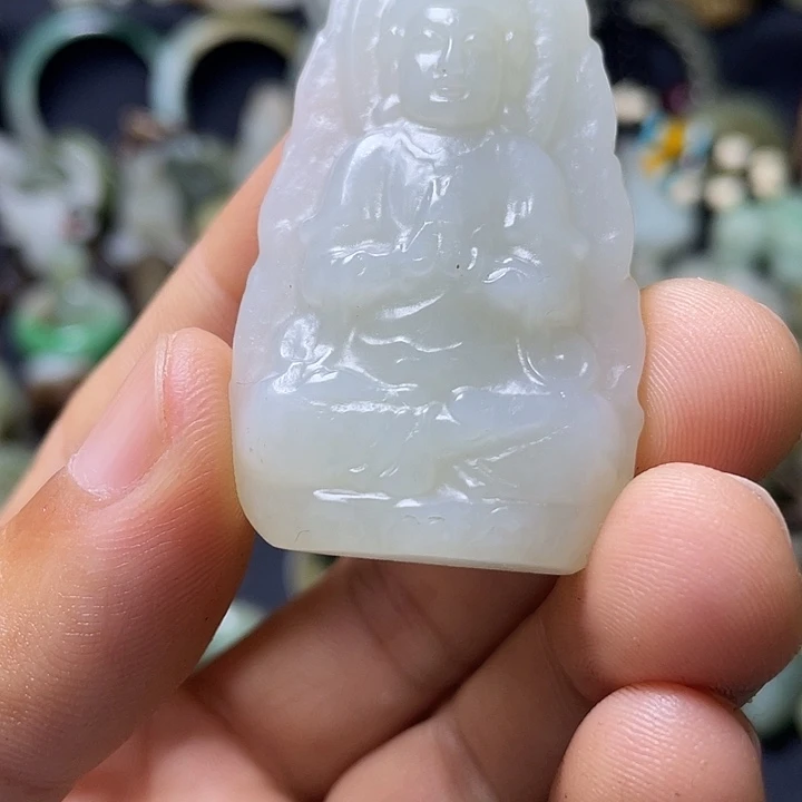 平***乐和田玉（糖玉）未镶嵌颈饰