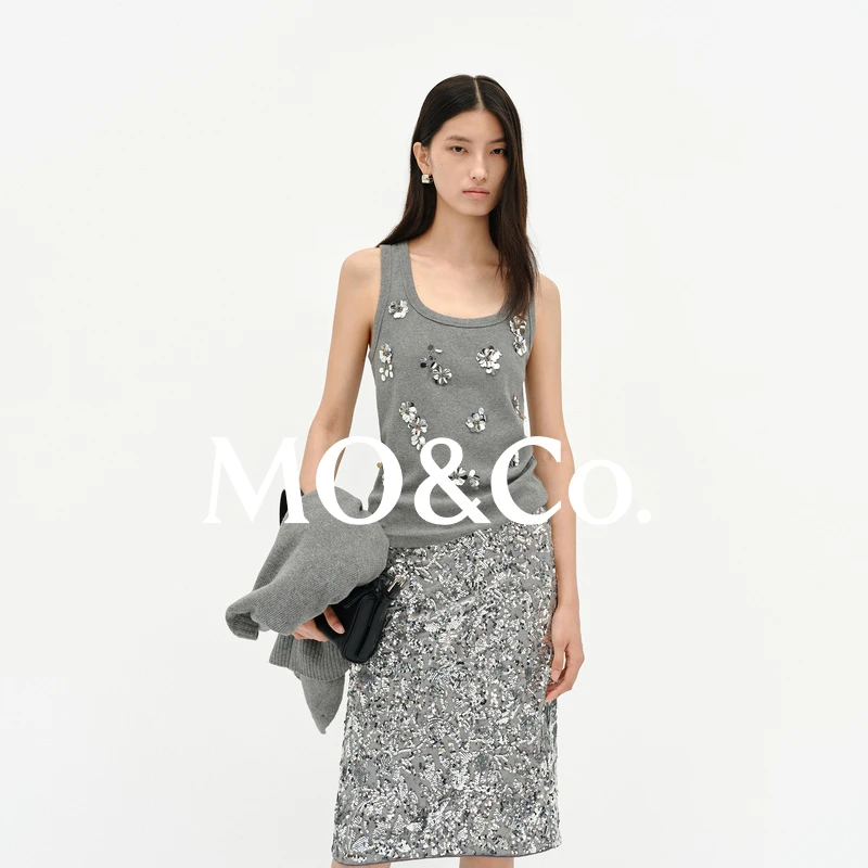 MOCO背心2025春新品全手工络花简法深U领弹力棉上衣MBE1VET014