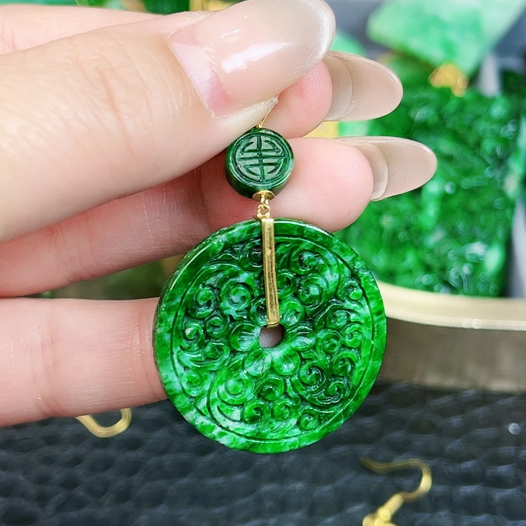 翡翠颈饰18K金镶嵌吊坠