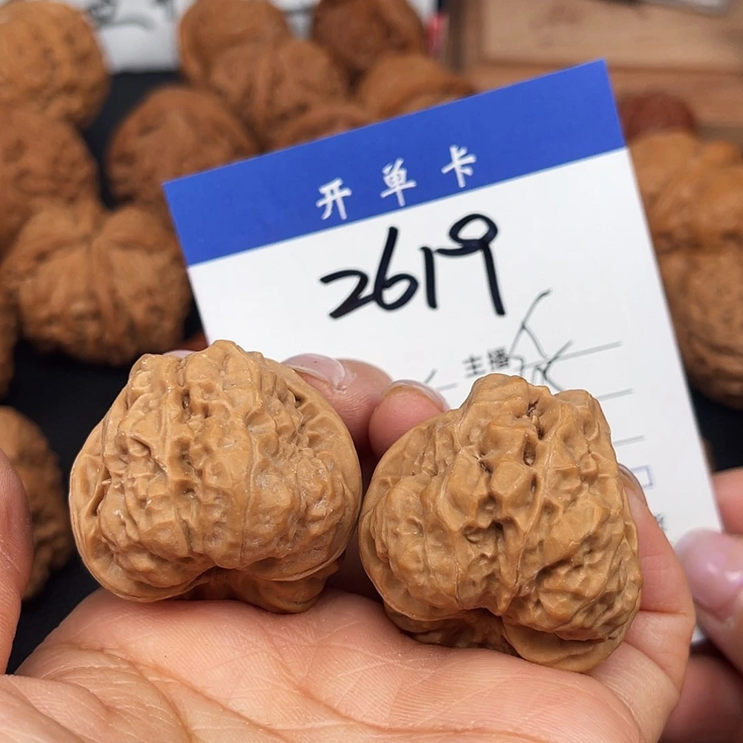 文玩核桃吊坠洋****y蛙蛙35尺。 2619