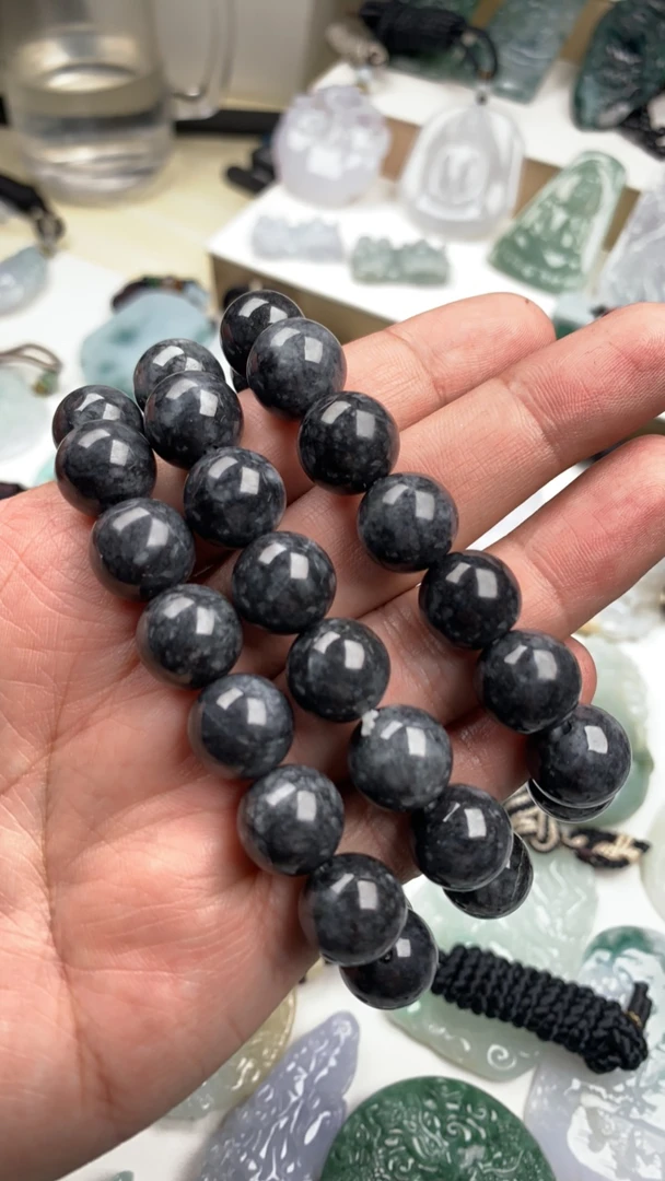 天然缅甸翡翠guajianq