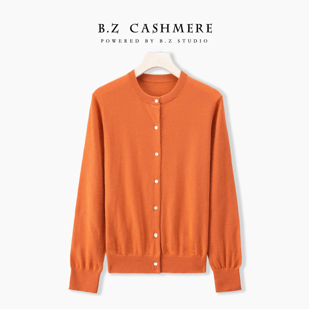 会被一眼看中的80支纯羊绒精纺圆领女士针织开衫  YXW24015