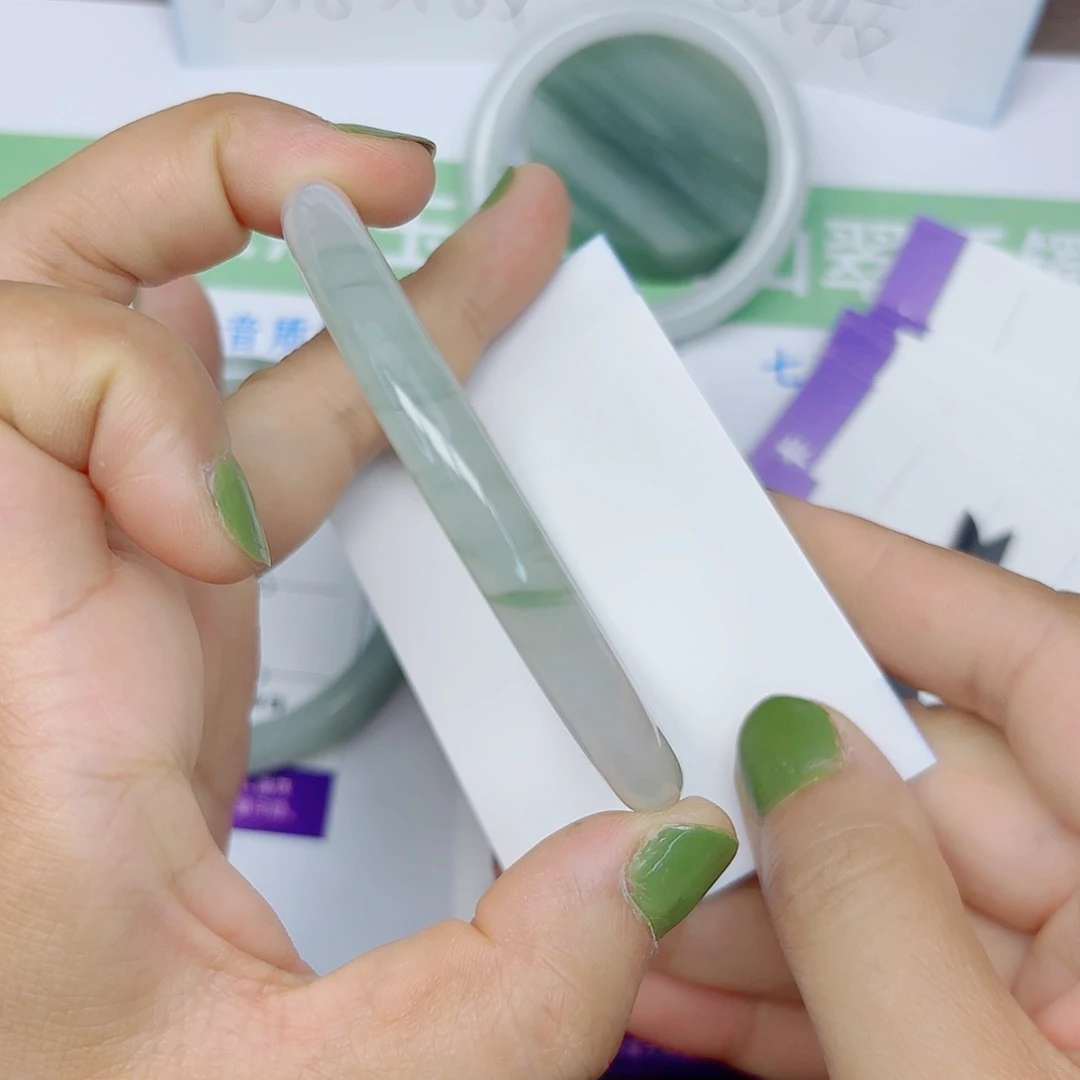 石英质玉手镯未镶嵌C74/6362