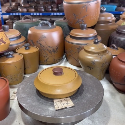 紫砂茶叶罐。。。。。。。。