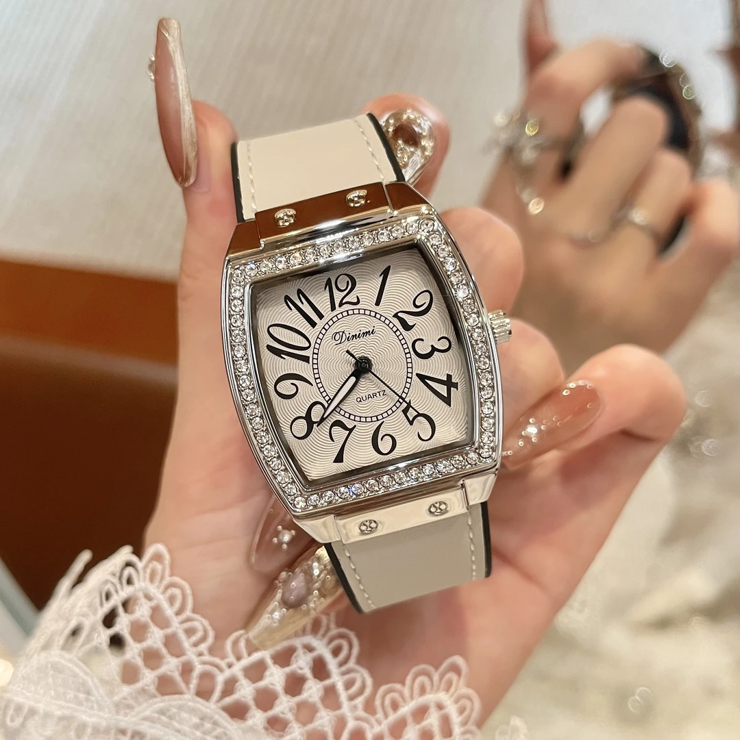 新品时尚复古气质女士手表个性酒桶高颜值女防水潮流腕表 77120