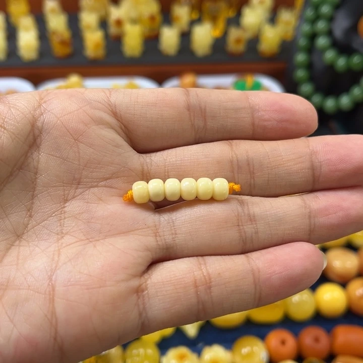 琥珀未镶嵌裸石卡6浓蜡墩一组精工微瑕漏