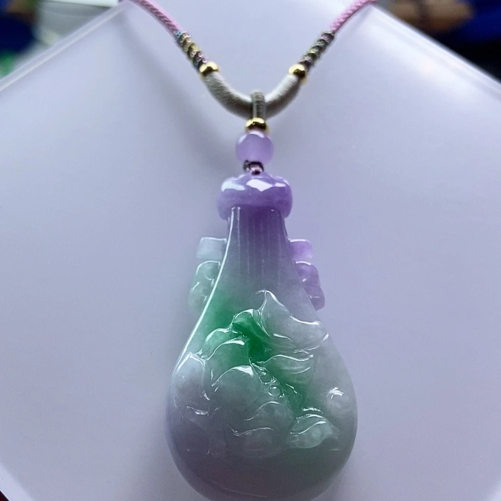 吊坠(赠链)未镶嵌翡翠