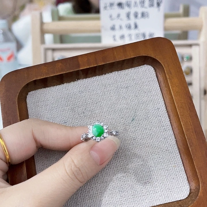 翡翠未镶嵌颈饰天然翡翠Ａ货