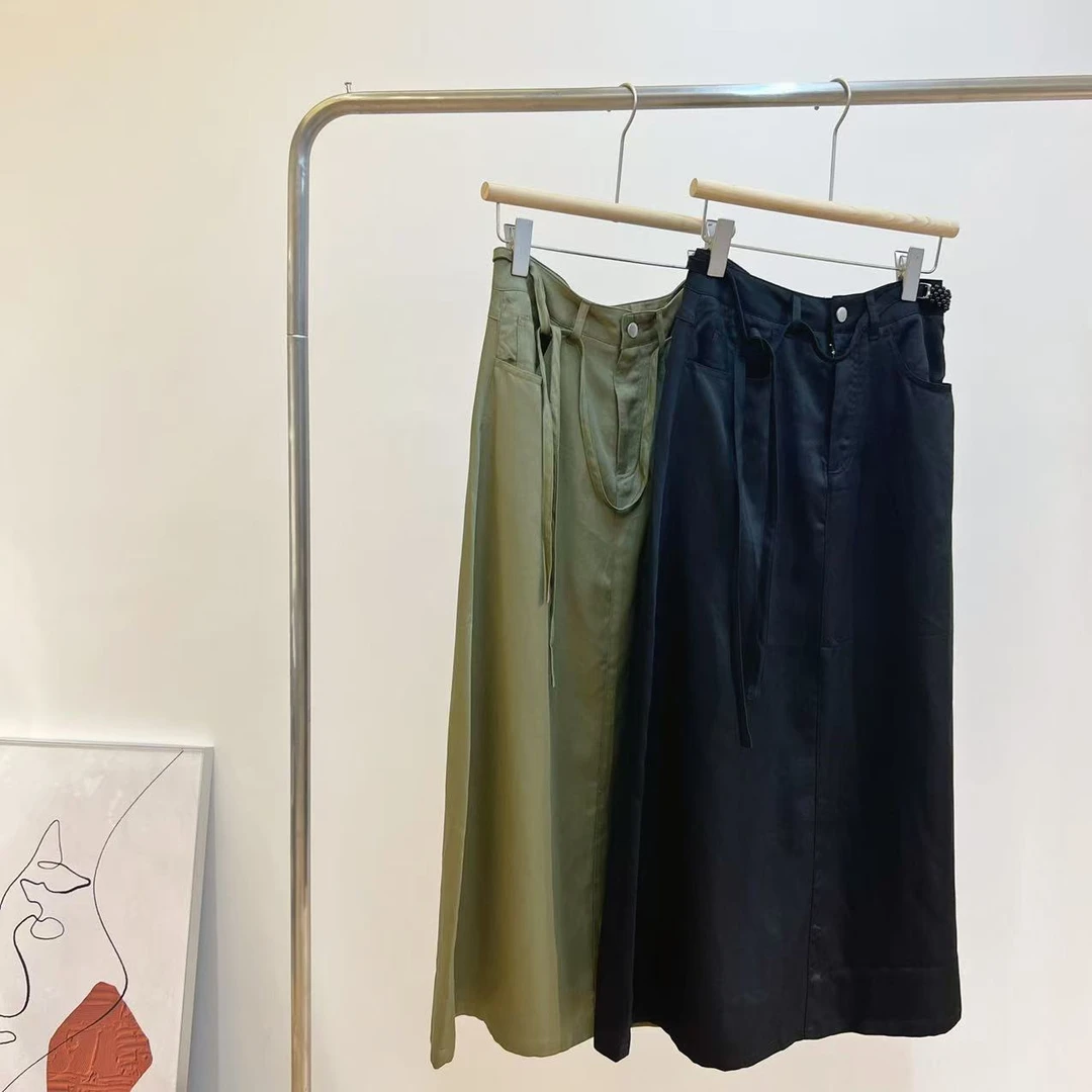 【秀秀新品】 小众设计师款串珠腰带别致轻薄软乎天丝长裙时尚