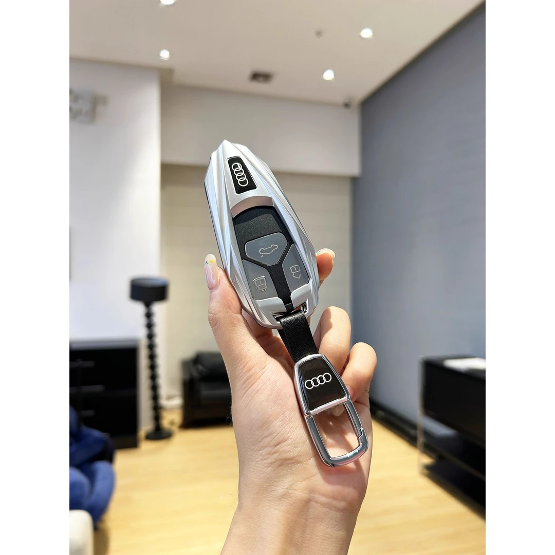 适用奥迪A4L钥匙套Q5L/A6L保护壳A3/A5/A7L包Q4e-tronQ6Q7/A8车扣