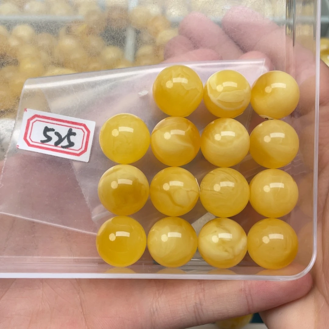 琥珀裸石未镶嵌龙蜜蜡16+