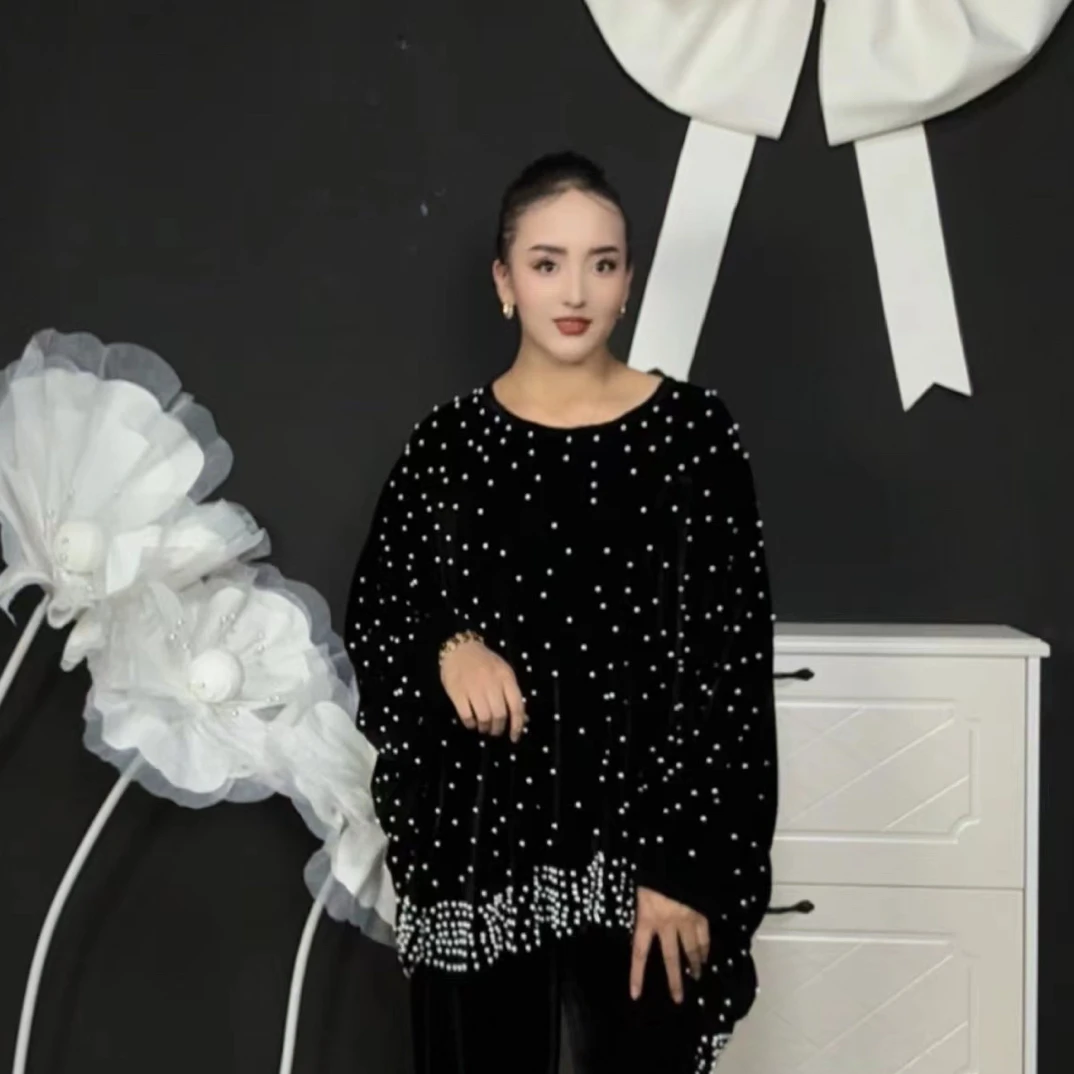 重工珍珠镶嵌丝绒服装   27