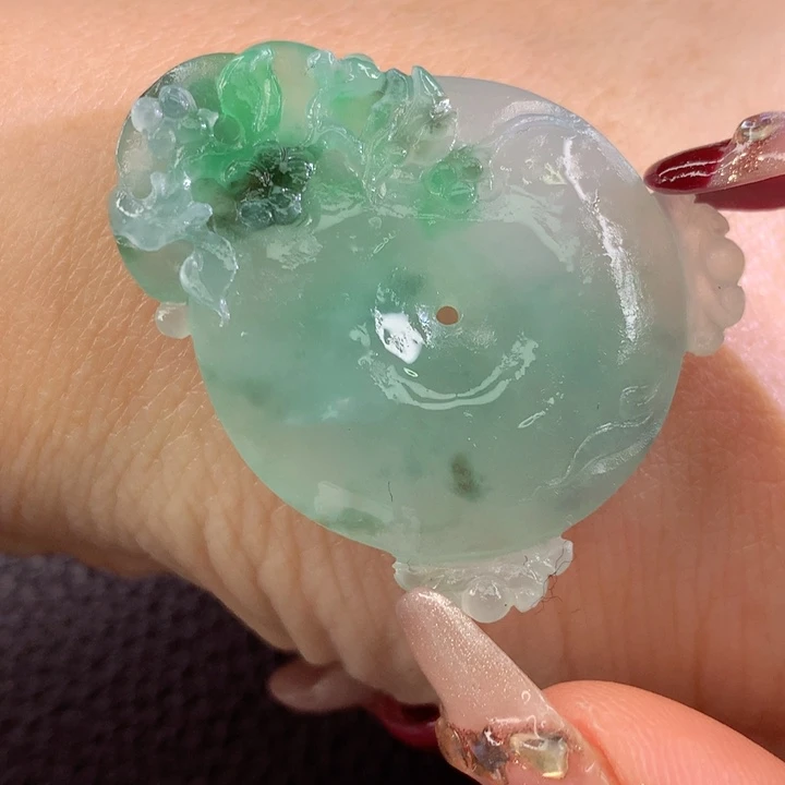 定制翡翠未镶嵌翡翠