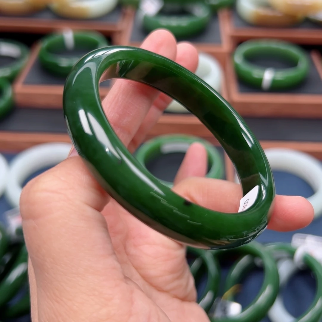 未镶嵌手镯和田玉（碧玉）5758