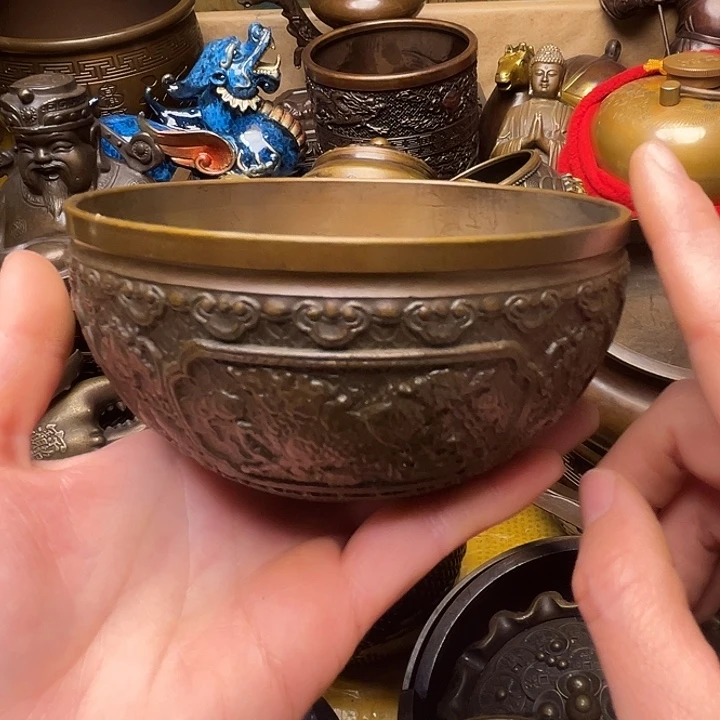 精美铜器批发档口