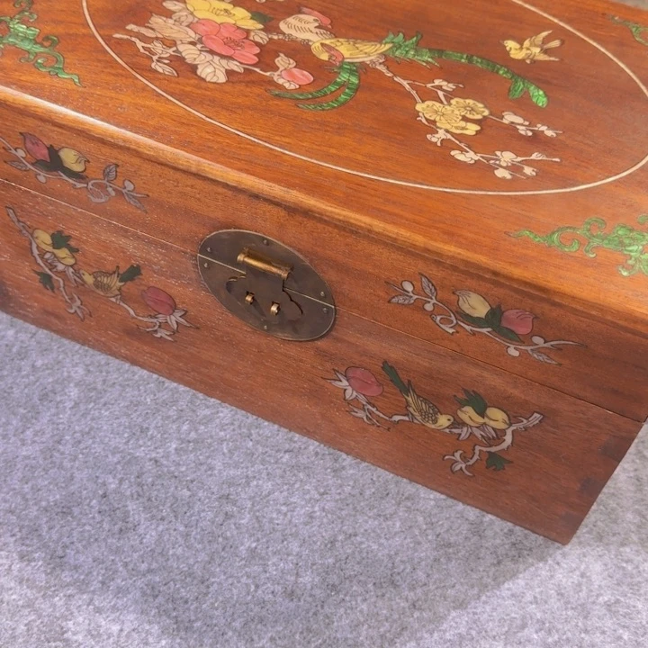 贡木箱的的的的的