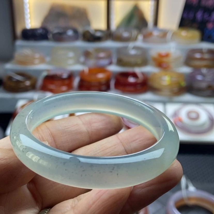 【闪购商品】手镯玛瑙/玉髓未镶嵌