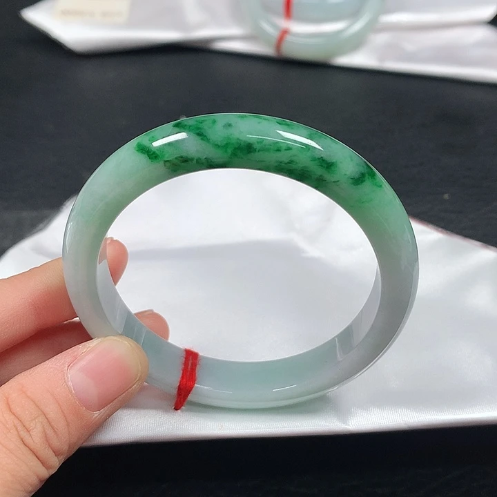 未镶嵌手镯翡翠56圈