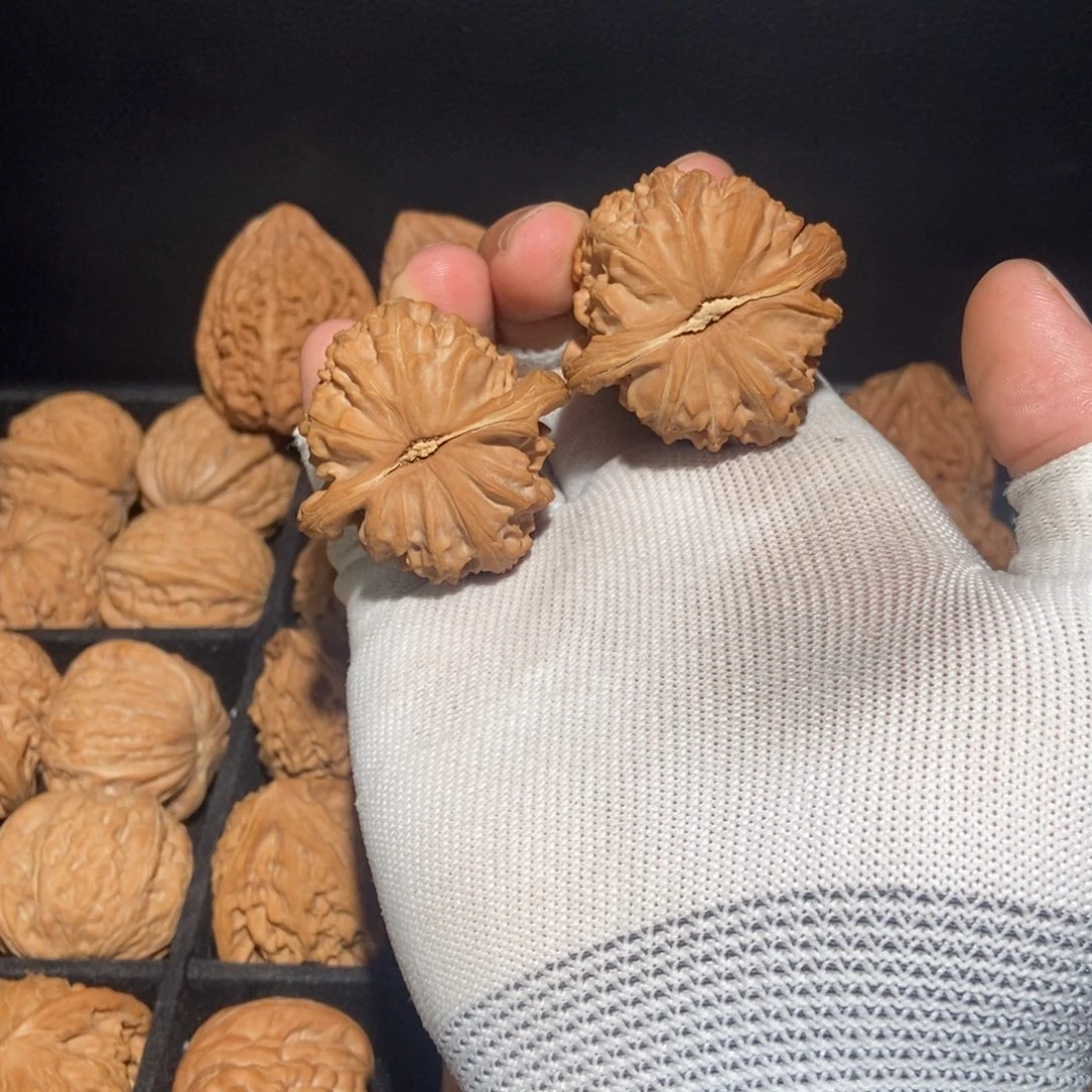 睡***了吊坠文玩核桃白狮子