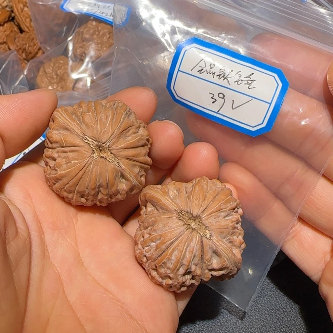 把件文玩核桃飞飞飞飞
