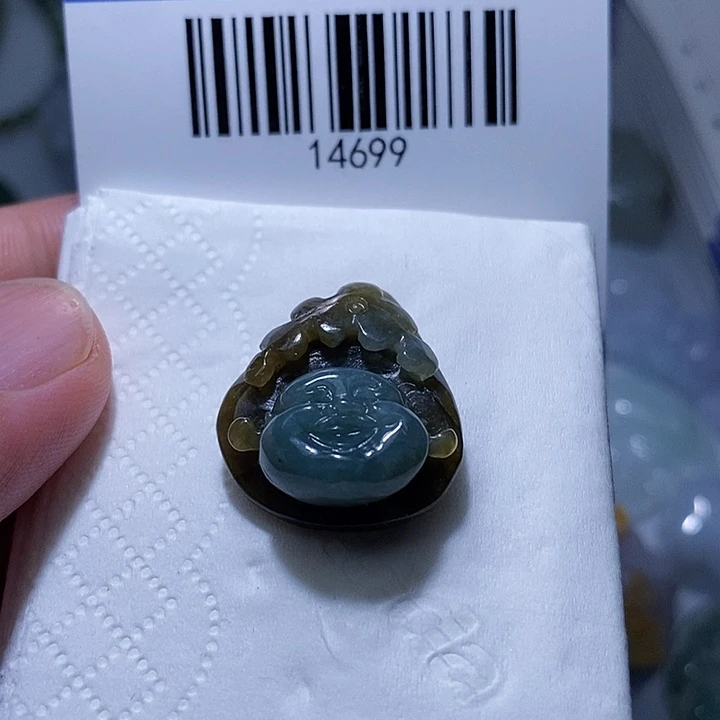 翡翠未镶嵌颈饰天光墟翡翠市场现金代购