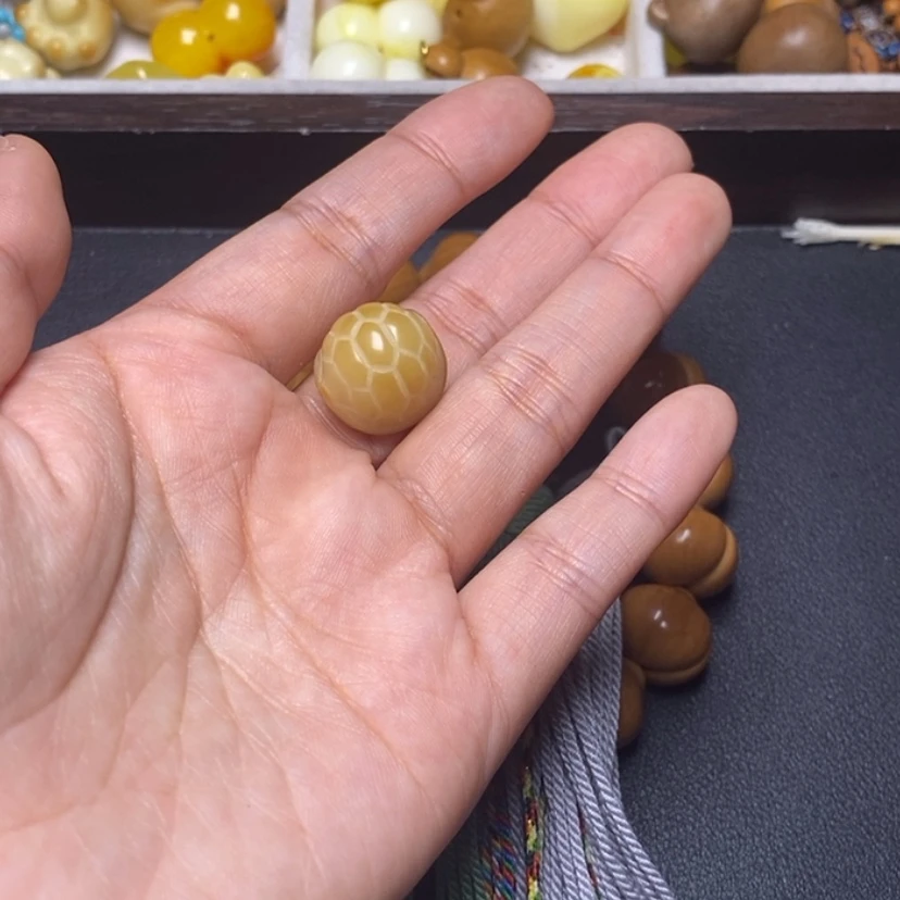 【闪购商品】吊坠猴头核桃B****_配饰