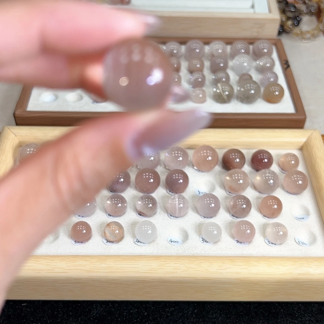 水晶手链未镶嵌大**油17.5m灰兔毛