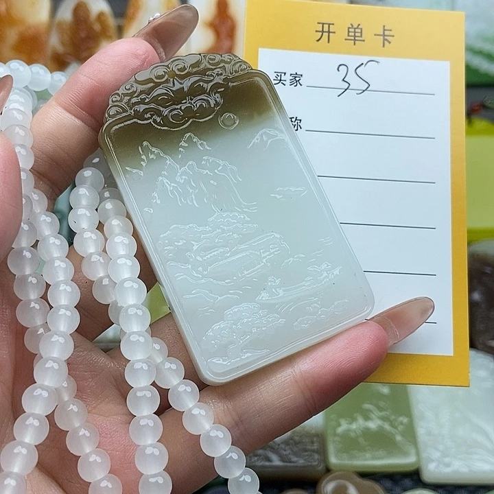 颈饰未镶嵌和田玉