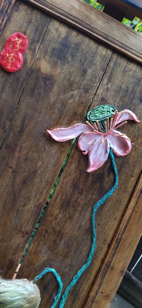 荷香清远，风韵犹存