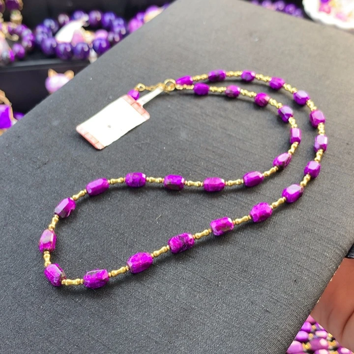 未镶嵌苏纪石（舒俱来）项链