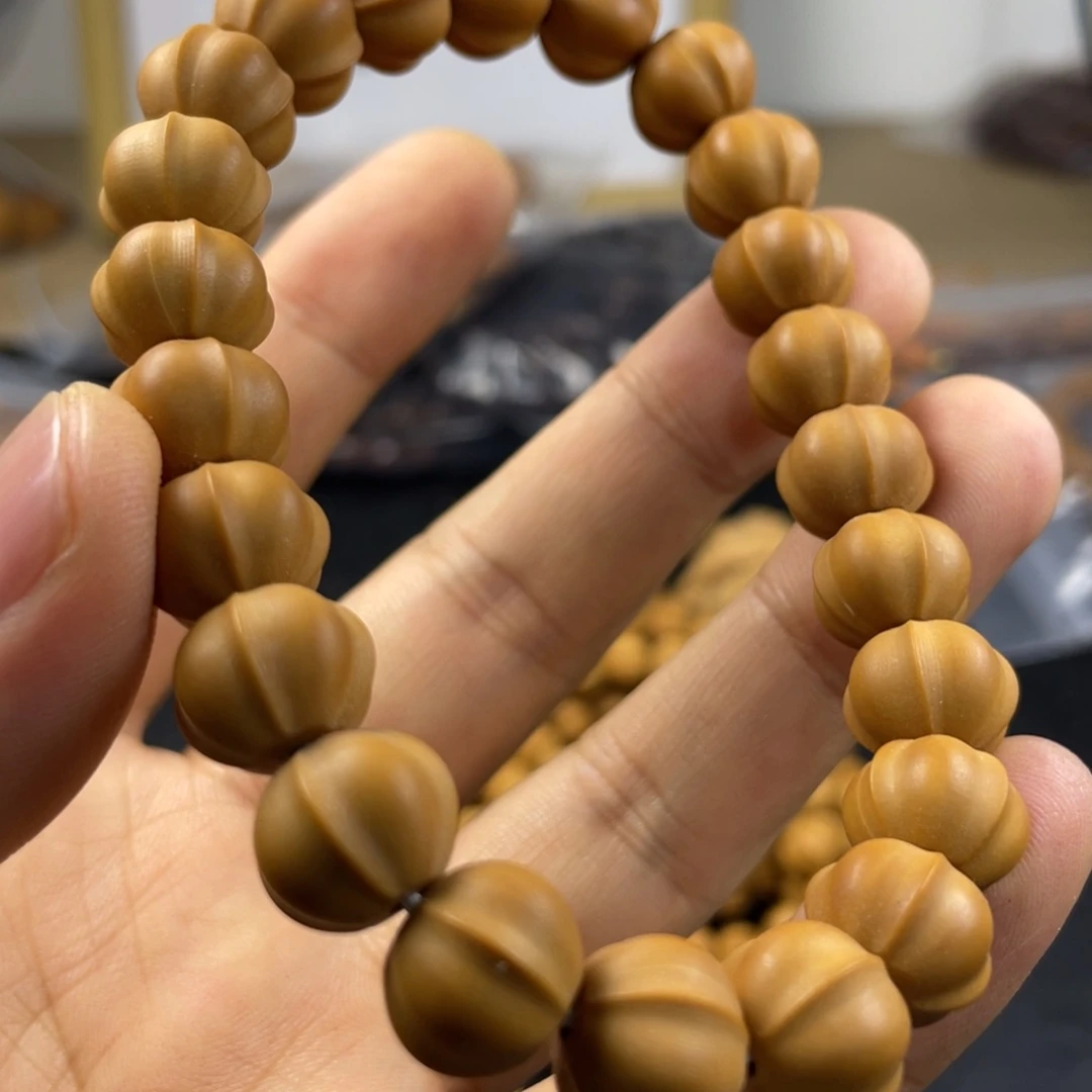 猴头核桃吊坠别忘拿