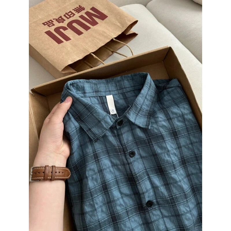 蓝色格子短袖衬衫男夏季轻薄日系复古褶皱纹理感翻领防晒半袖衬衣